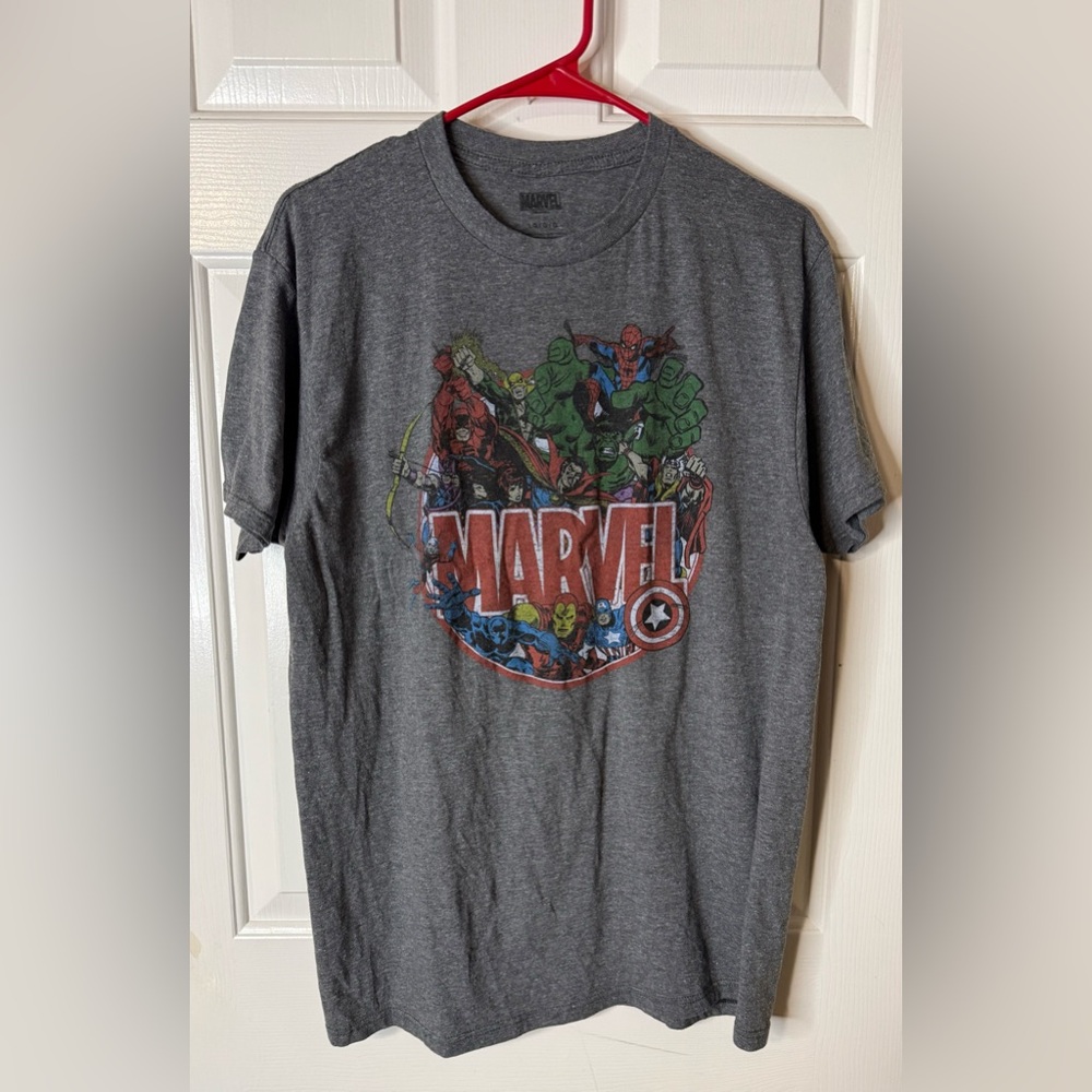 Marvel Gray Short Sleeve Graphic T-Shirt with Multicolor Superhero Print